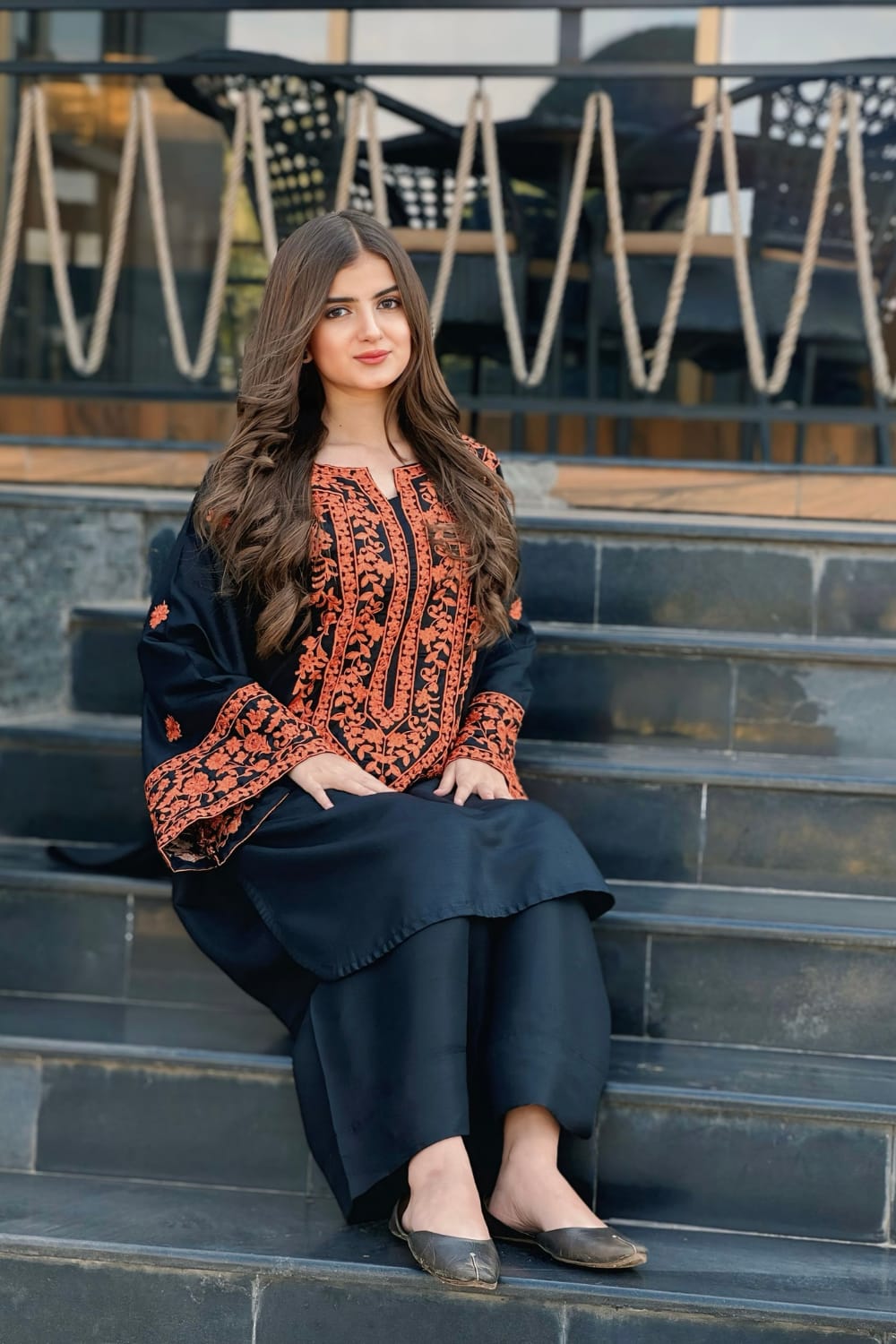 Elizabeth Embroidery 2pc