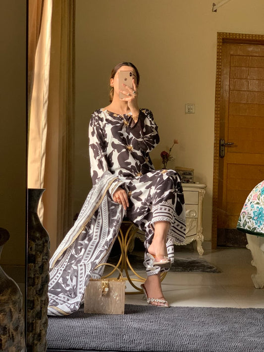 Aniqa  Long line Stitched Silk Lawn 3-Piece Collection