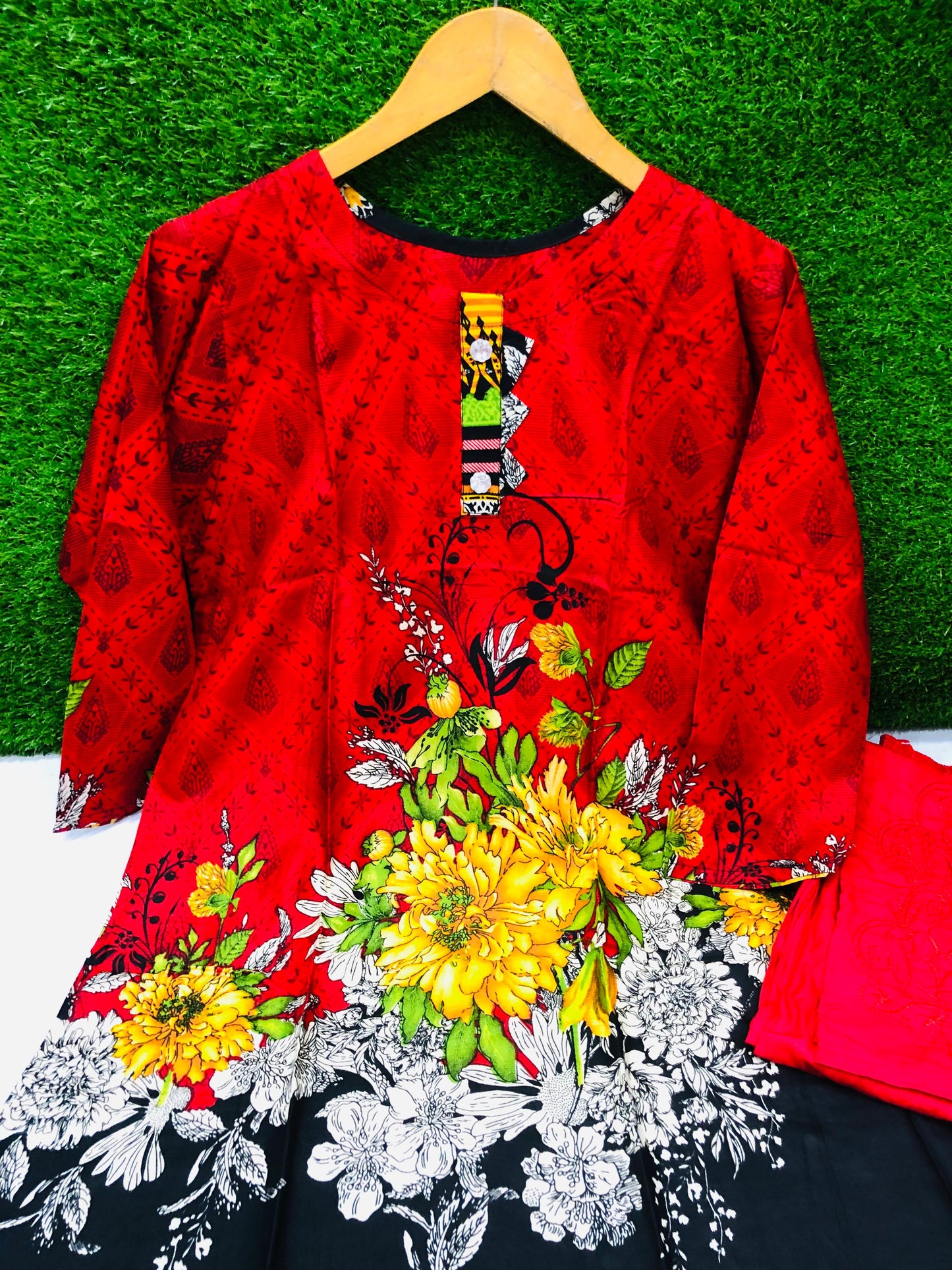 Stitched 2-Piece Set Digital Printed Air Line Froq Outfit
