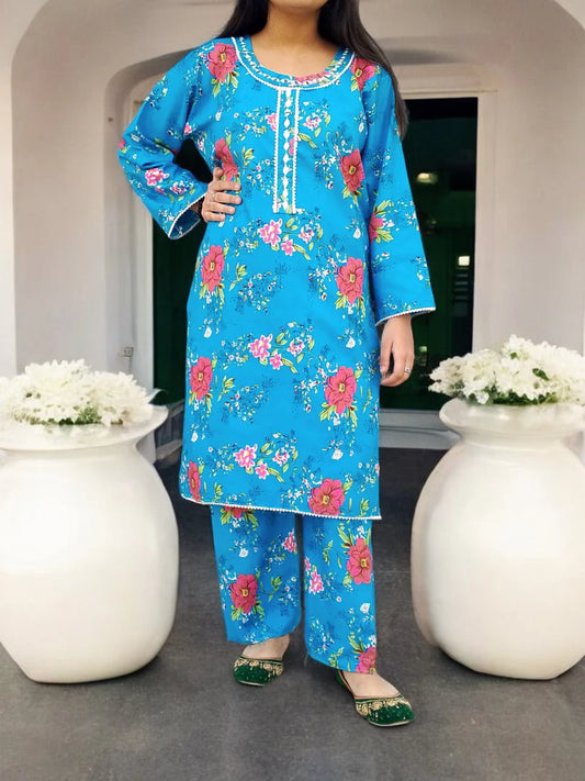 Stitched 2-Piece Set with Elegant Lace Detailing