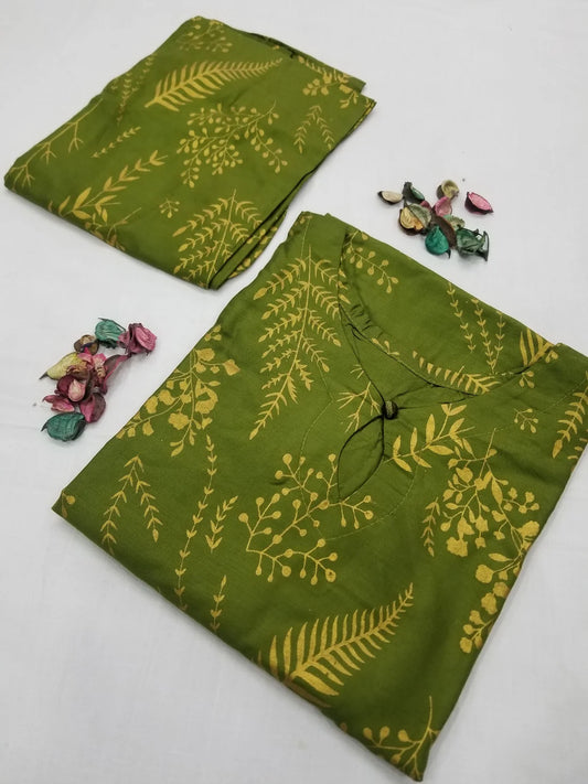Stitched 2-Piece Set with Elegant – Outfit (mendhi)