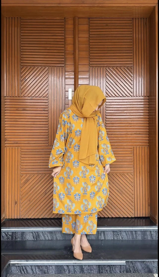 Iqra Kanwal Design Elegant look printed 2 pieces (mustard