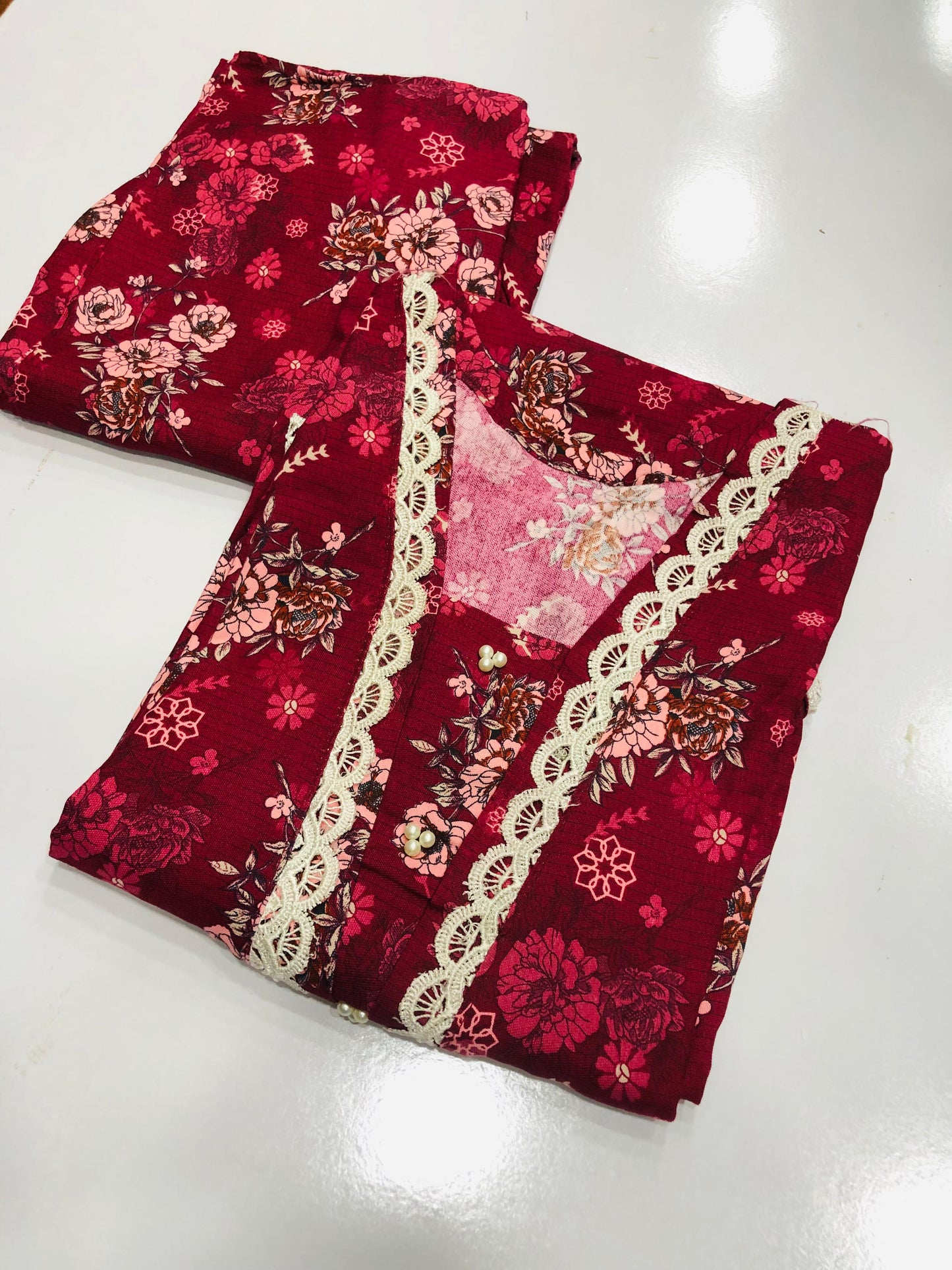 Stitched 2-Piece Set with Elegant Lace Detailing